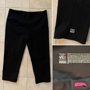 Victoria's Secret Sport Black Cropped Leggings